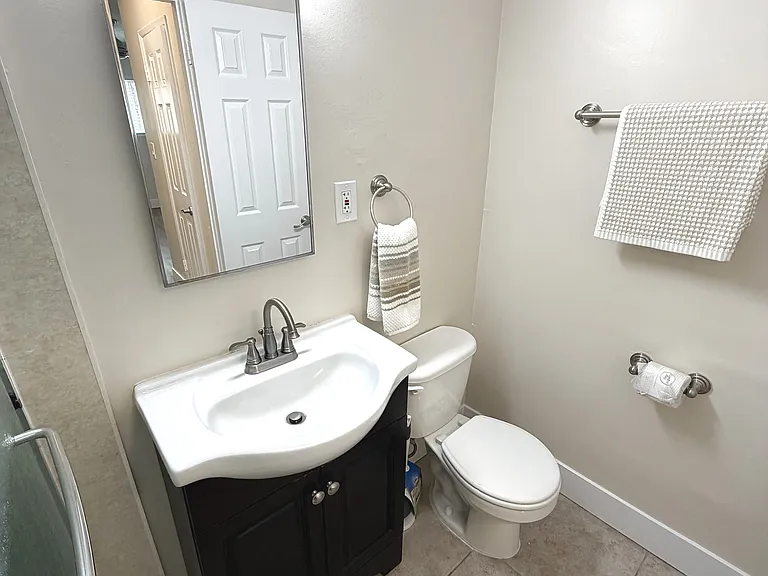 2121 Placentia Ave #G — Photo 15