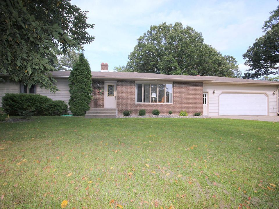 1st image of 2030 Woodland Ln