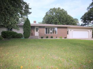 2030 Woodland Ln, Fergus Falls, MN 56537