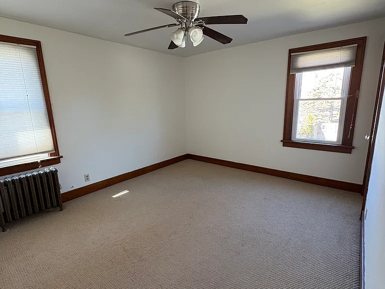 110 Knox Ave #2 — Photo 5