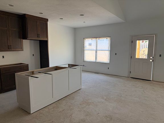 4th image of 2505 W Webb Road
