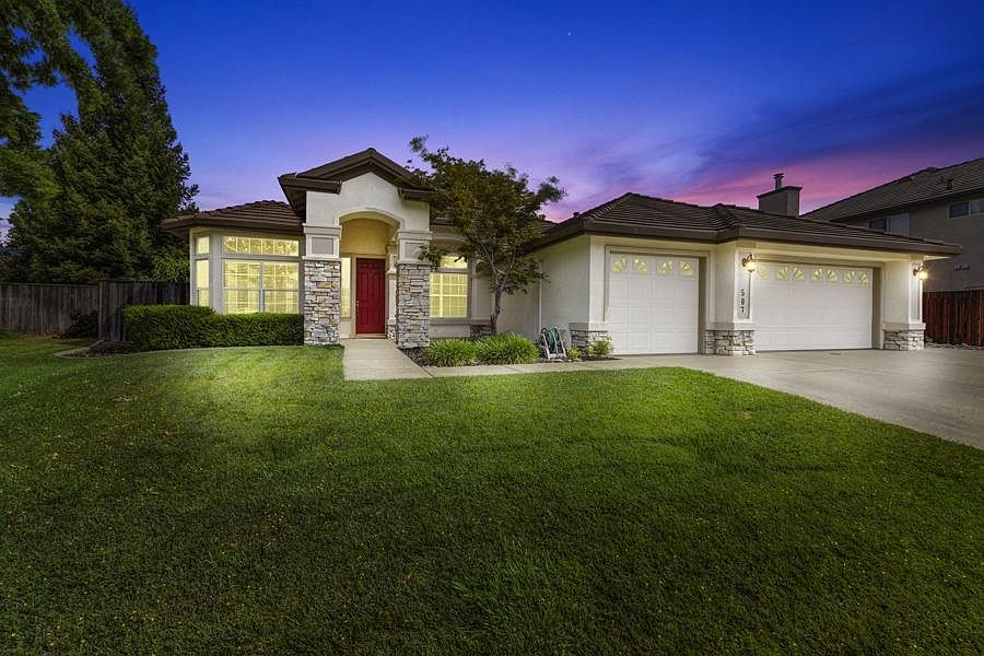 1st image of 507 Spanish Bay Ct