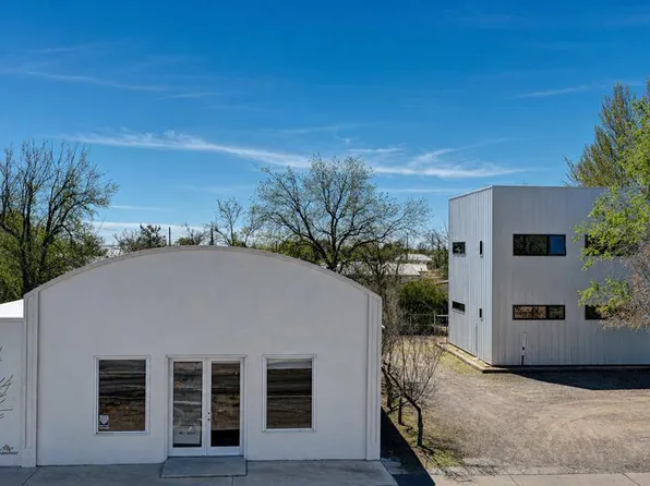 407-409 W San Antonio St, Marfa, TX 79843