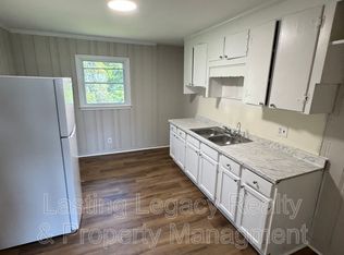 2333 Dunbar St, Winston Salem, NC 27105