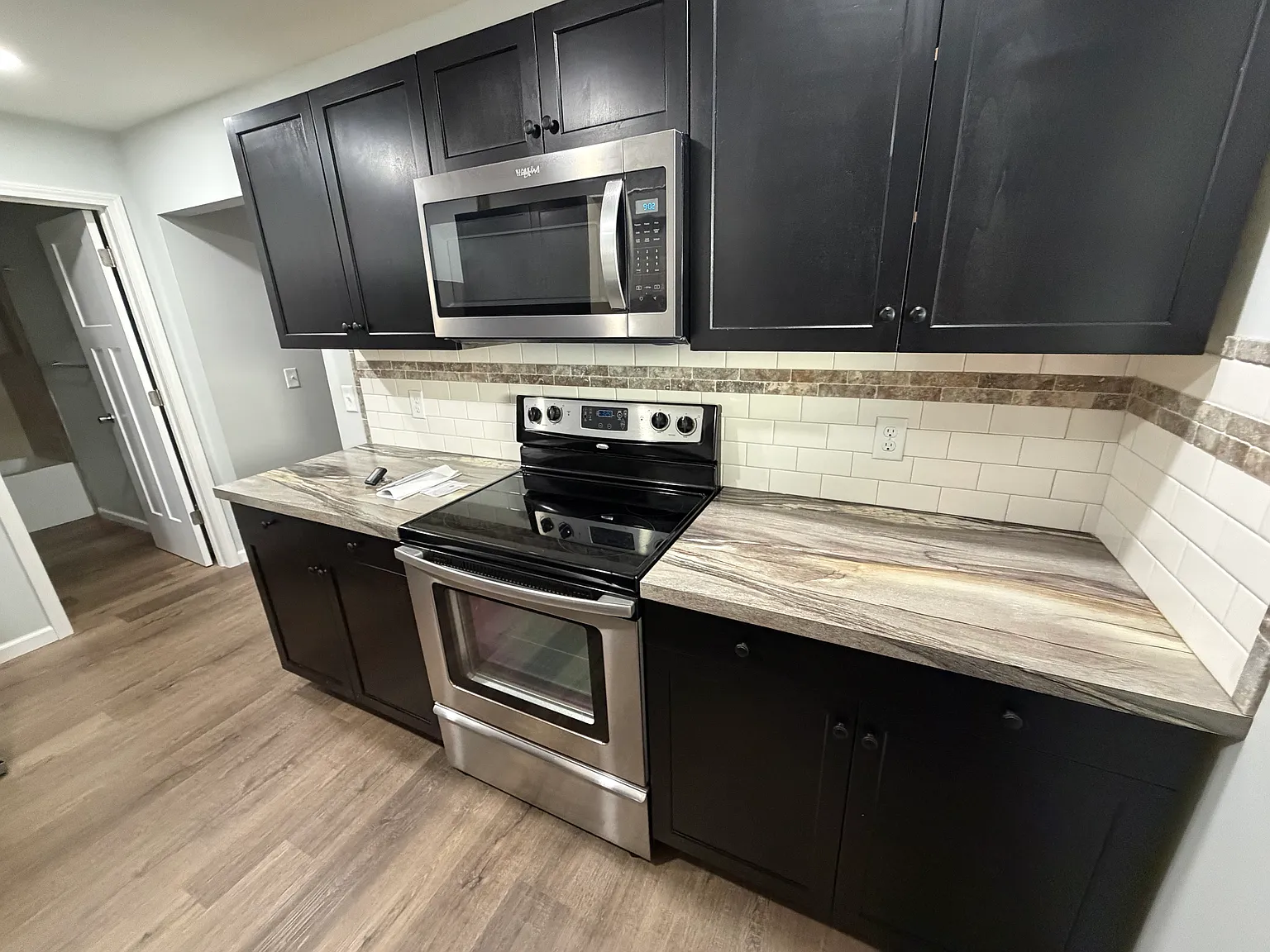 2 bed, $1,000 — Photo 1