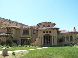 10676 W Stallion Ranch Rd, Shadow Hills, CA 91040