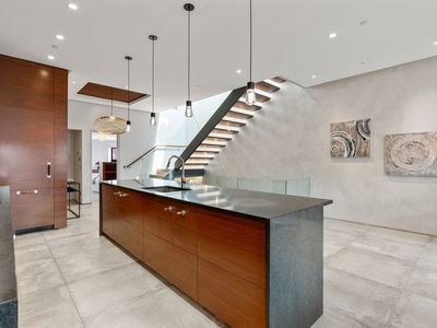 393 Marlborough St APT 8, Boston, MA, 02115