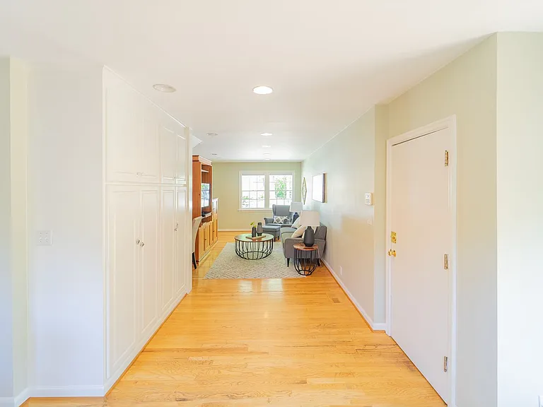 2840 SW Fern St — Photo 19