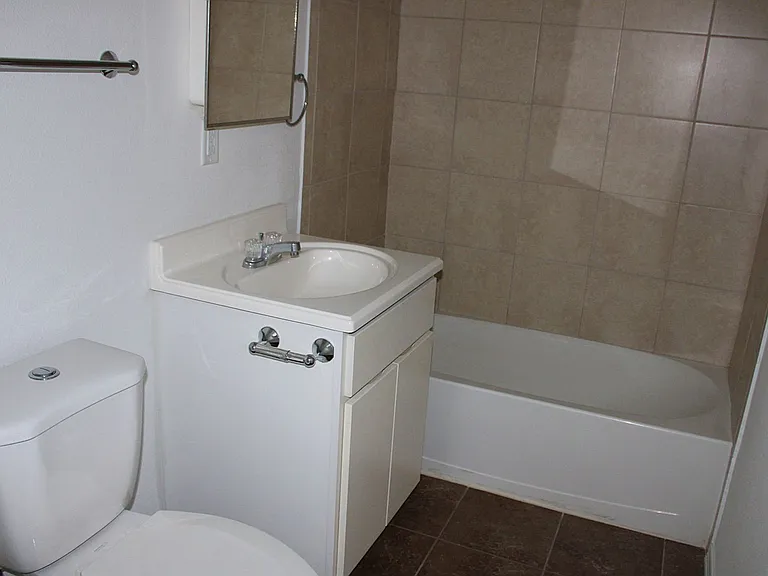 1108 Myrtle Ave — Photo 40