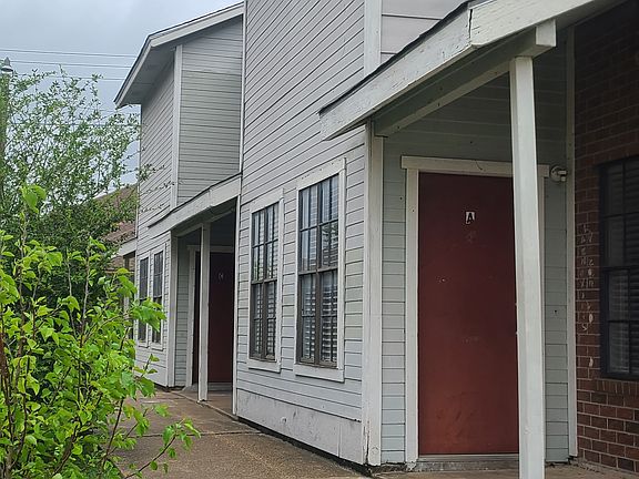 2nd image of 1102 Verde Dr #A-d