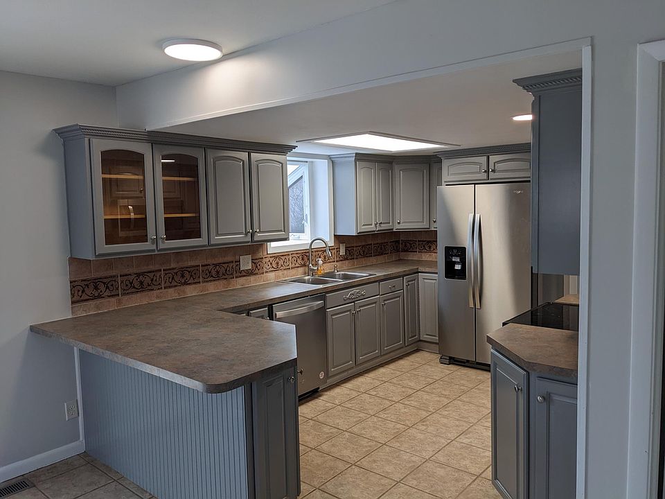 1st image of 13901 W Sargent St #1