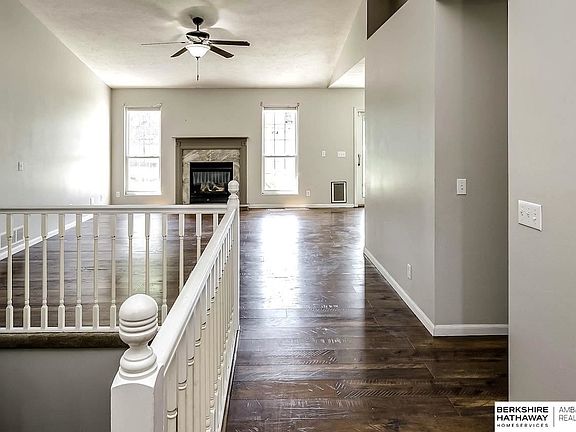 3rd image of 2917 Arrowhead Ln