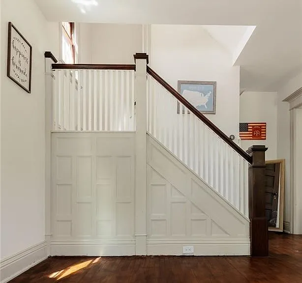 624 Hamlin St — Photo 12