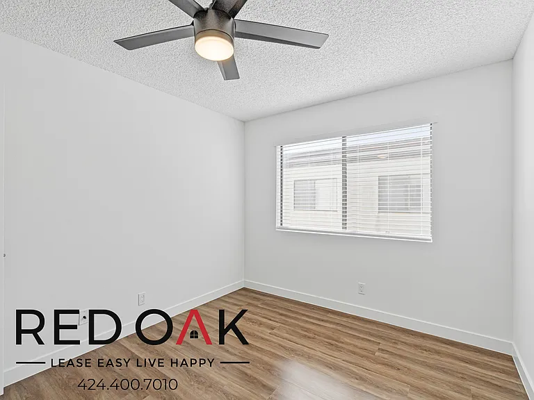 1214 W Gardena Blvd #6 — Photo 15