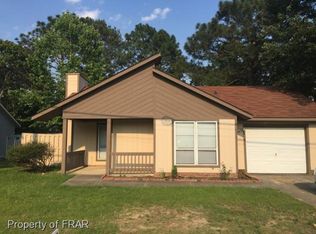 1527 Bingham Dr, Fayetteville, NC 28304