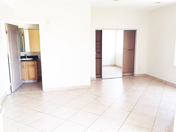 2nd image of 316 S New Hampshire Ave APT 308