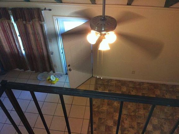 5th image of 983 Chesswood Dr