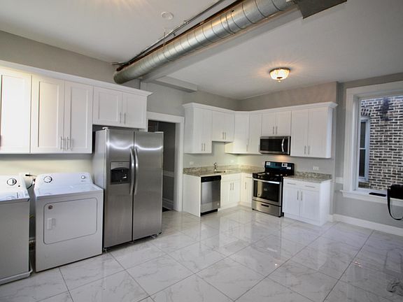 3rd image of 2615 W Potomac Ave #3