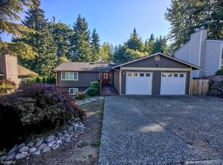 8713 NE 144th St, Kirkland, WA 98034