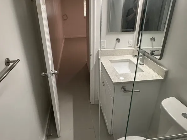 7826 NW 40th St APT 2, Coral Springs, FL 33065