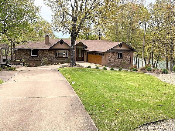 4th image of 27 Daviot Ln