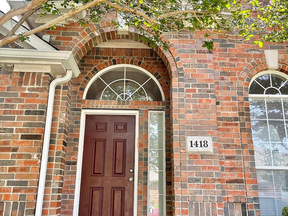 1st image of 1418 Jennifer Dr