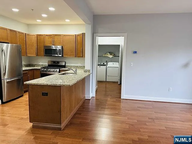 3110 Windsor Park Ct — Photo 14