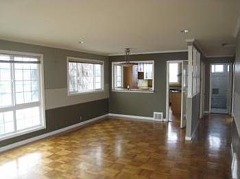 4th image of 442 Price St