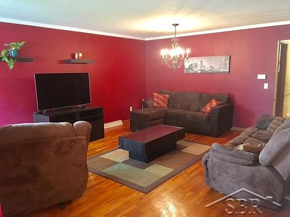 3rd image of 6220 Thistle Dr