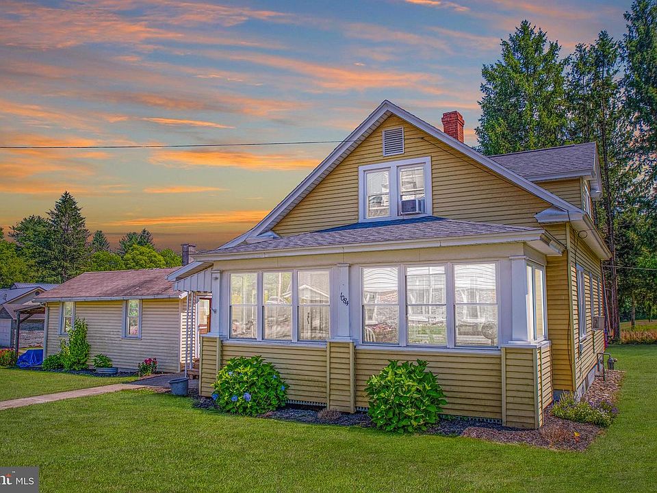 1st image of 1084 Clarence Rd