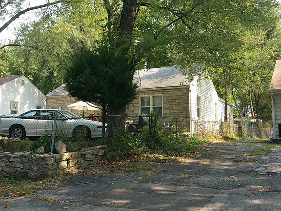 5th image of 6725 Sterling Ave