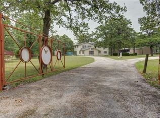 292 Leisure Ln, Cedar Creek, TX 78612