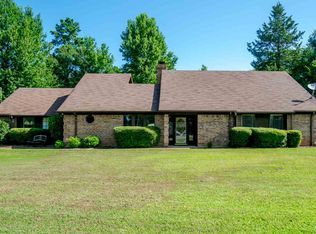 109 Woodridge St, Longview, TX 75602