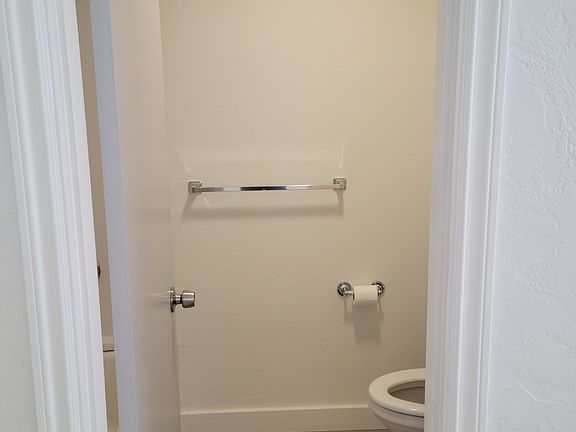 4th image of 19 F St NW #4