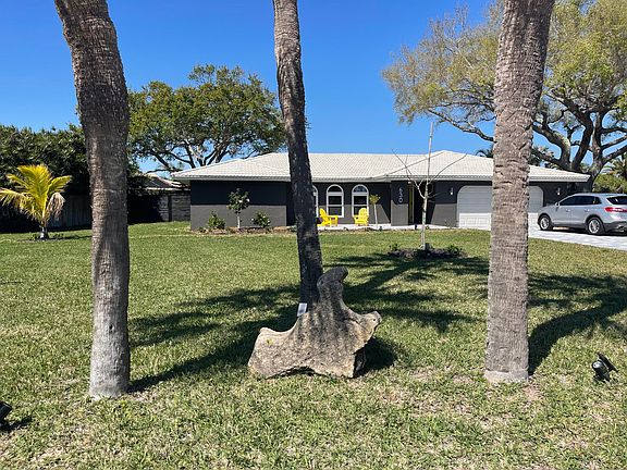 2nd image of 630 Fountain Blvd