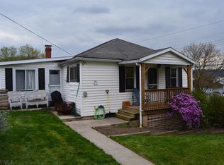 412 Lindsay St, Hollidaysburg, PA 16648