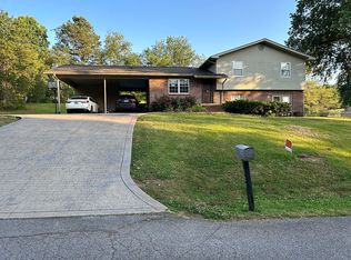 220 Overlook Dr, Loudon, TN 37774