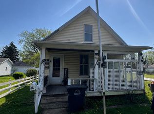 410 Hendricks St, Michigan City, IN 46360