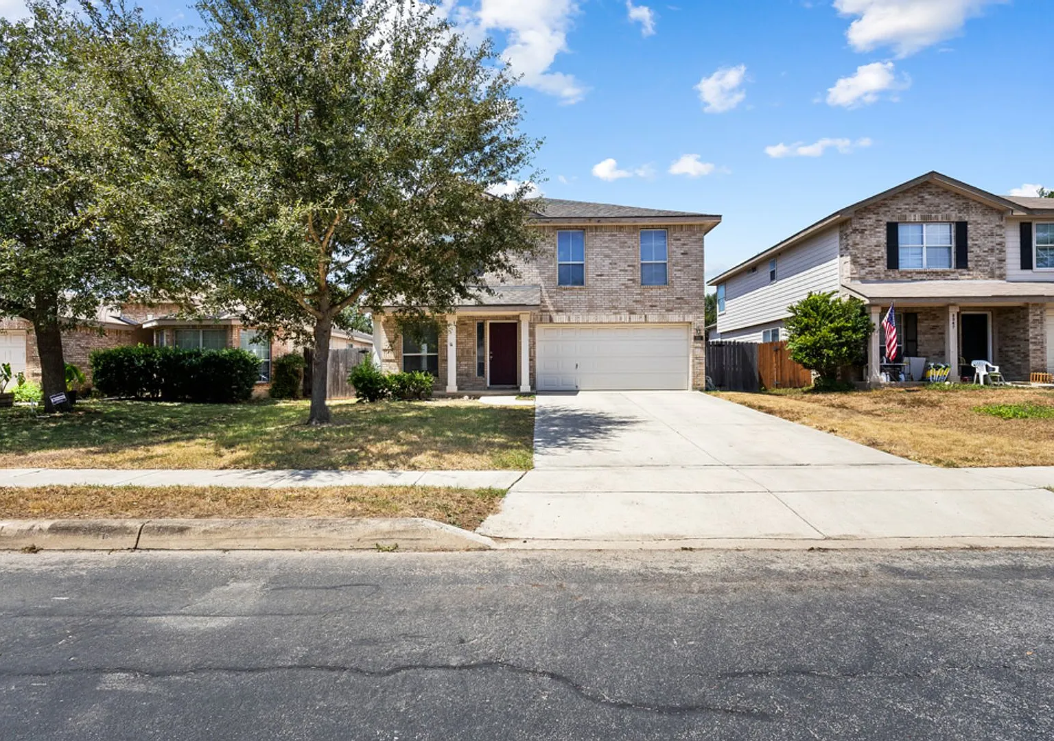 3 Bedroom/2.5 Bath Springwood Subdivision — Photo 1