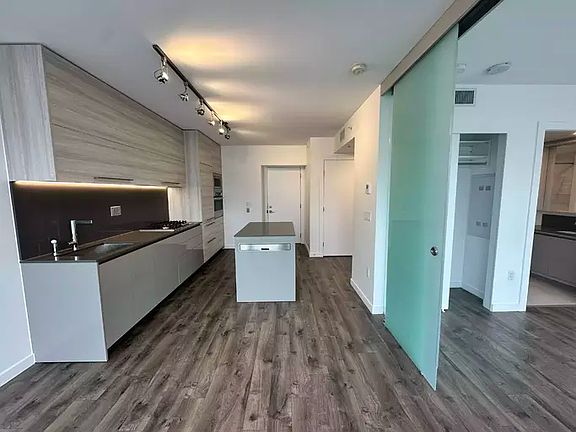 5th image of 4488 Juneau St