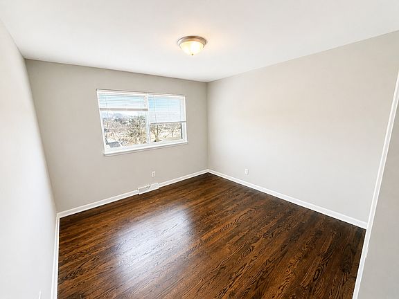 5th image of 206 N Morse Ave #33