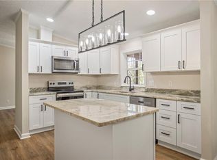 8581 Crittenden Rd, Suffolk, VA 23436