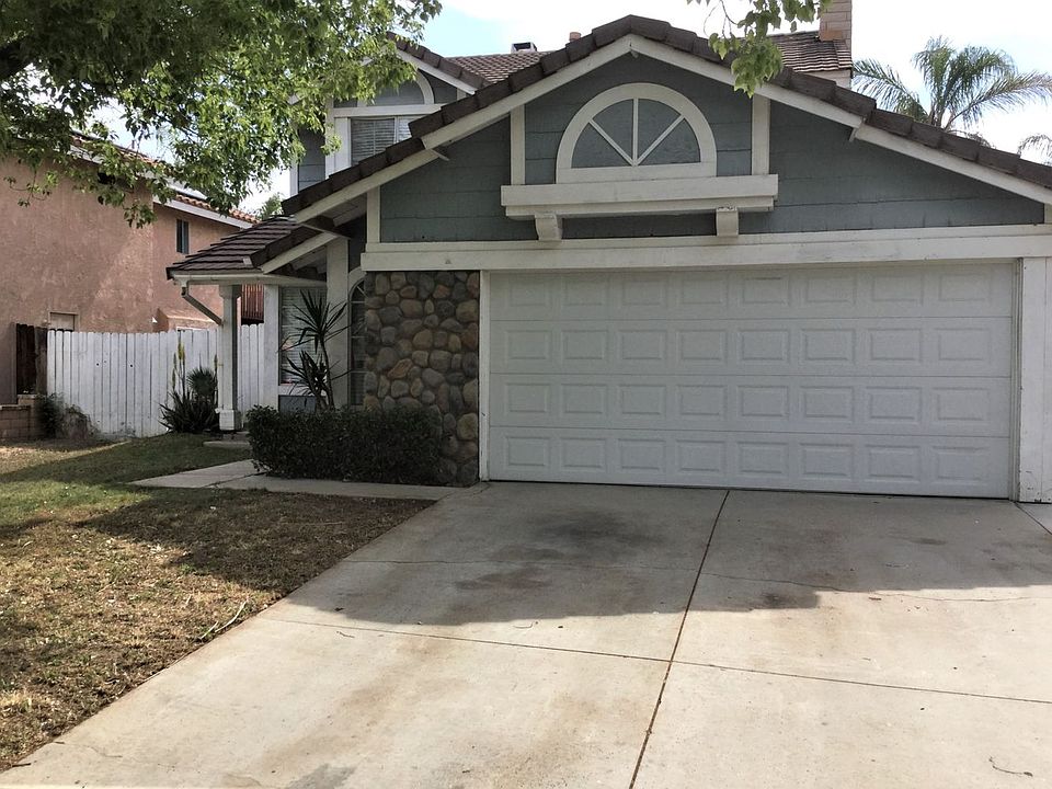 1st image of 16382 Hazelwood Ct