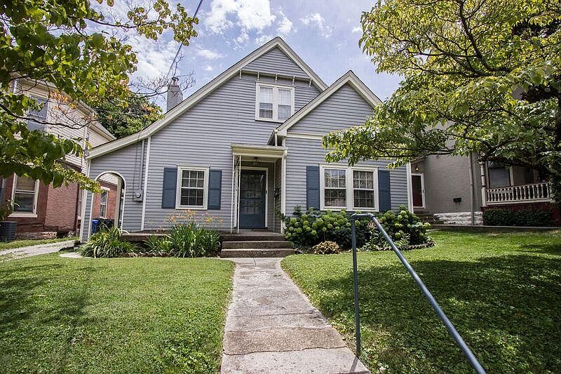 1st image of 158 Woodland Ave #1