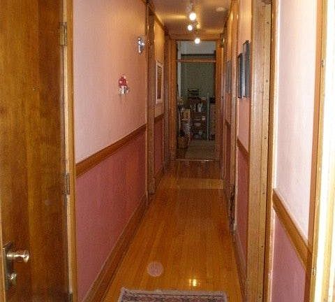 3rd image of 4835 N Kenmore Ave APT 2