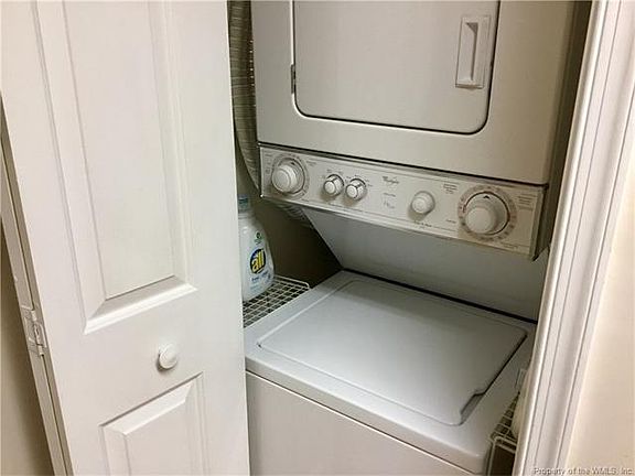5th image of 103A Windsor Ln