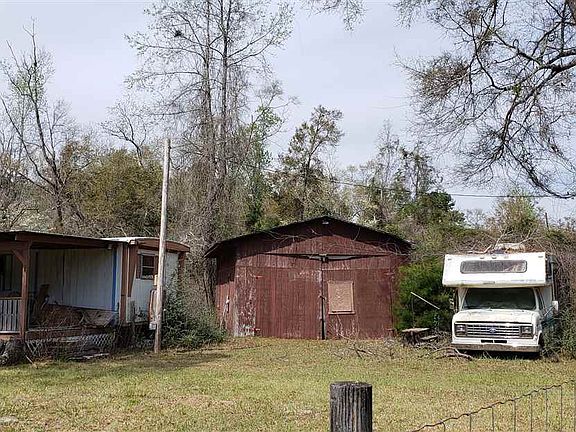 4th image of 26 Pinecrest Dr