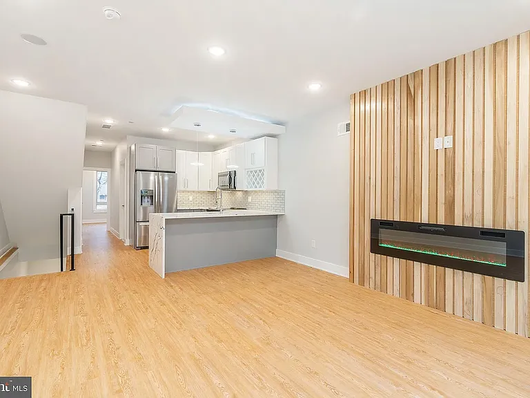 1720 S 22nd St #1 — Photo 11