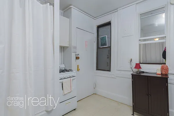 Rented by D'Andrea Craig Realty | media 5