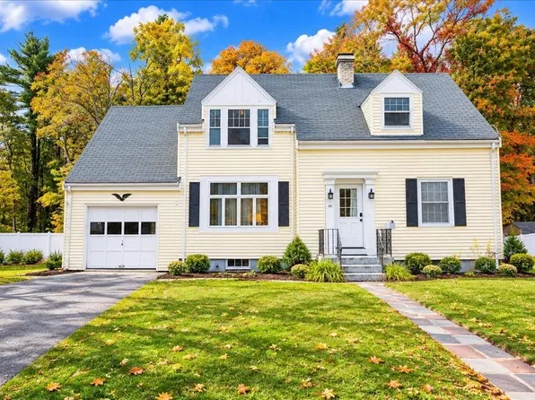 20 Wright St, North Reading, MA 01864